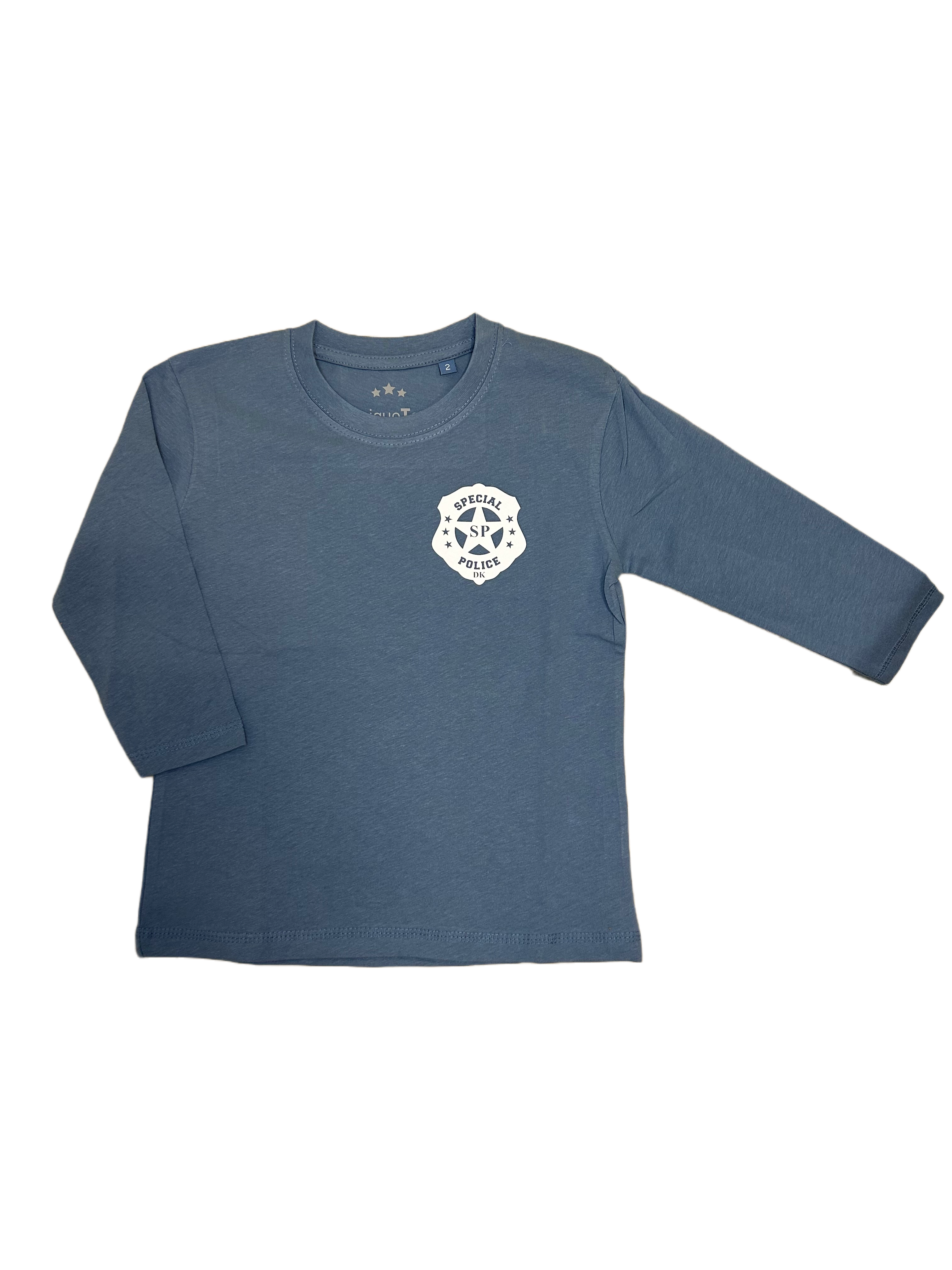 Se T-Shirt "POLICE" L/S, Denim - T-Shirt - Legekammeraten.dk hos Legekammeraten.dk