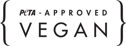 Logo Peta Approved Vegan certifikátu - certifikace bio bavlněného oblečení vyrobeného vez utrpení zvířat