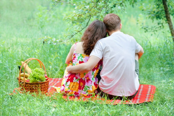 [5 Fab Ideas For A Babymoon] - [Picnic]