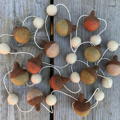 felt acorn garland by your blue donut