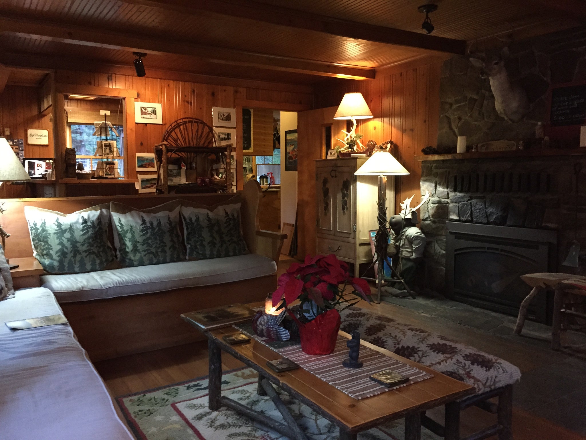 The Cottage Inn Lake Tahoe California Powpow Outdoor Accessories