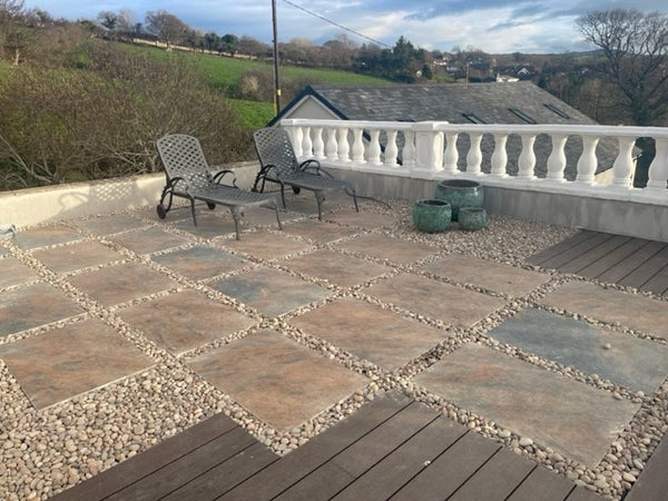 porcelain vs stone patio