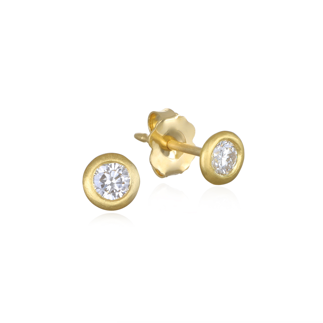 18 Karat Gold Diamond Martini Bezel Studs – Faye Kim Designs