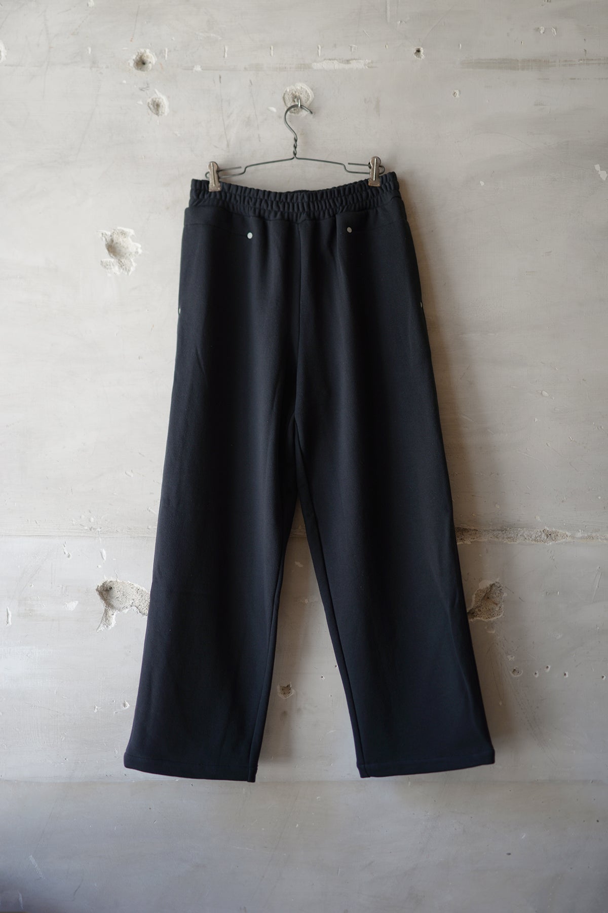 配送する商品は送料無料 Omar Afridi 23SS RIVETED LOUNGE PANTS