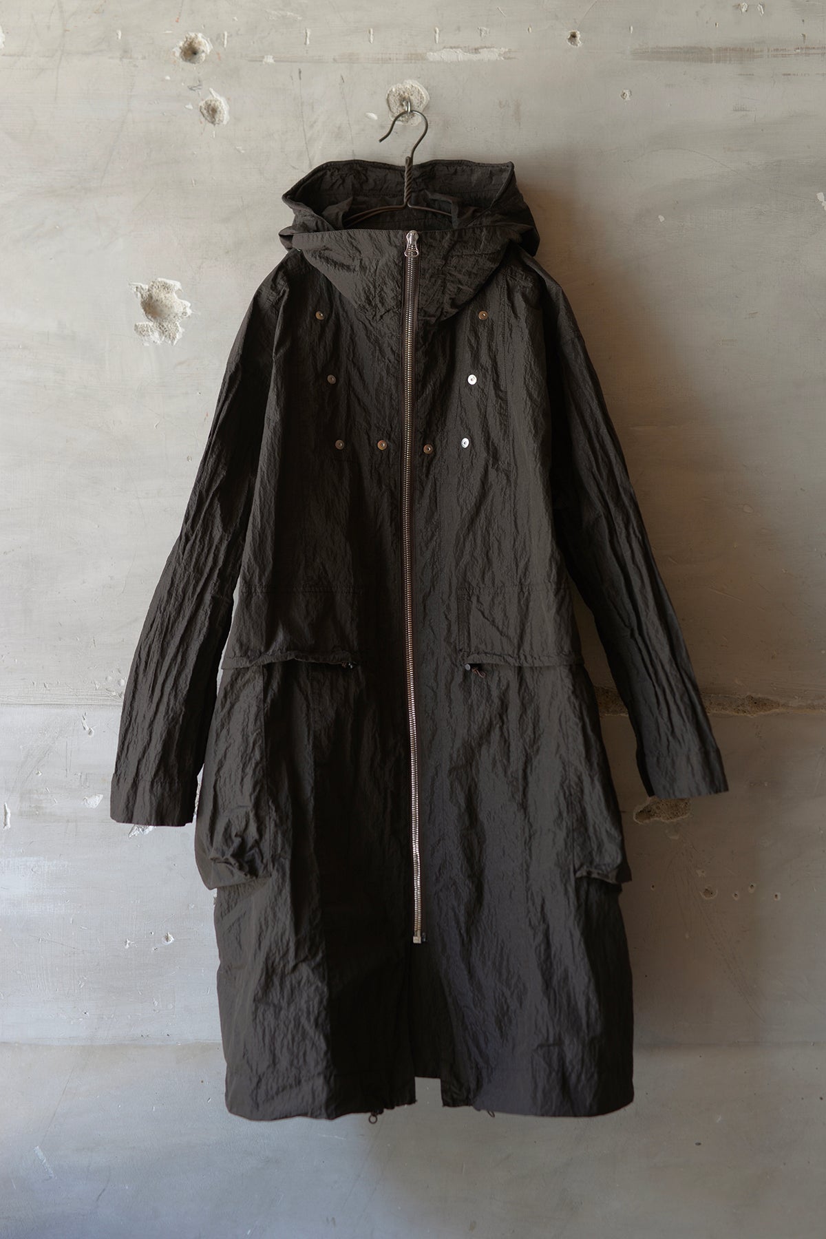 Omar Afridi / DET HOOD WIND PARKA / INSIDE MY GLASS DOORS