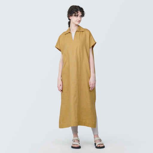 MUJI Singapore - 19SS Muji Linen A relaxed outfit that matches stripes with  bold colors for a contrast. #mujilinen #mujisg #19sslinen #mens #linen  #linenshirt #lineneasytrousers #soft #natural #texture #relax