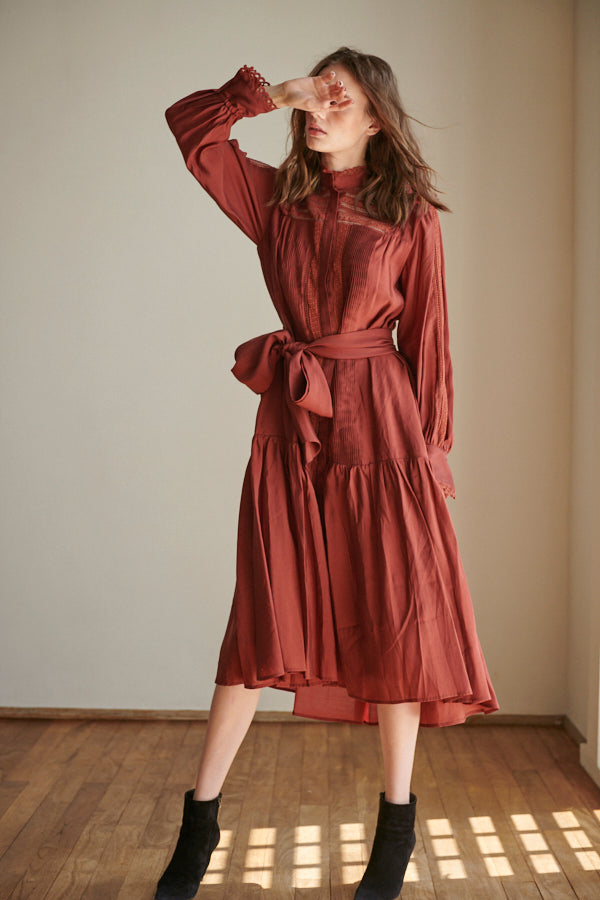 再再再..販 Estella K. Leonine Belted Dress ¥31,900 - 通販