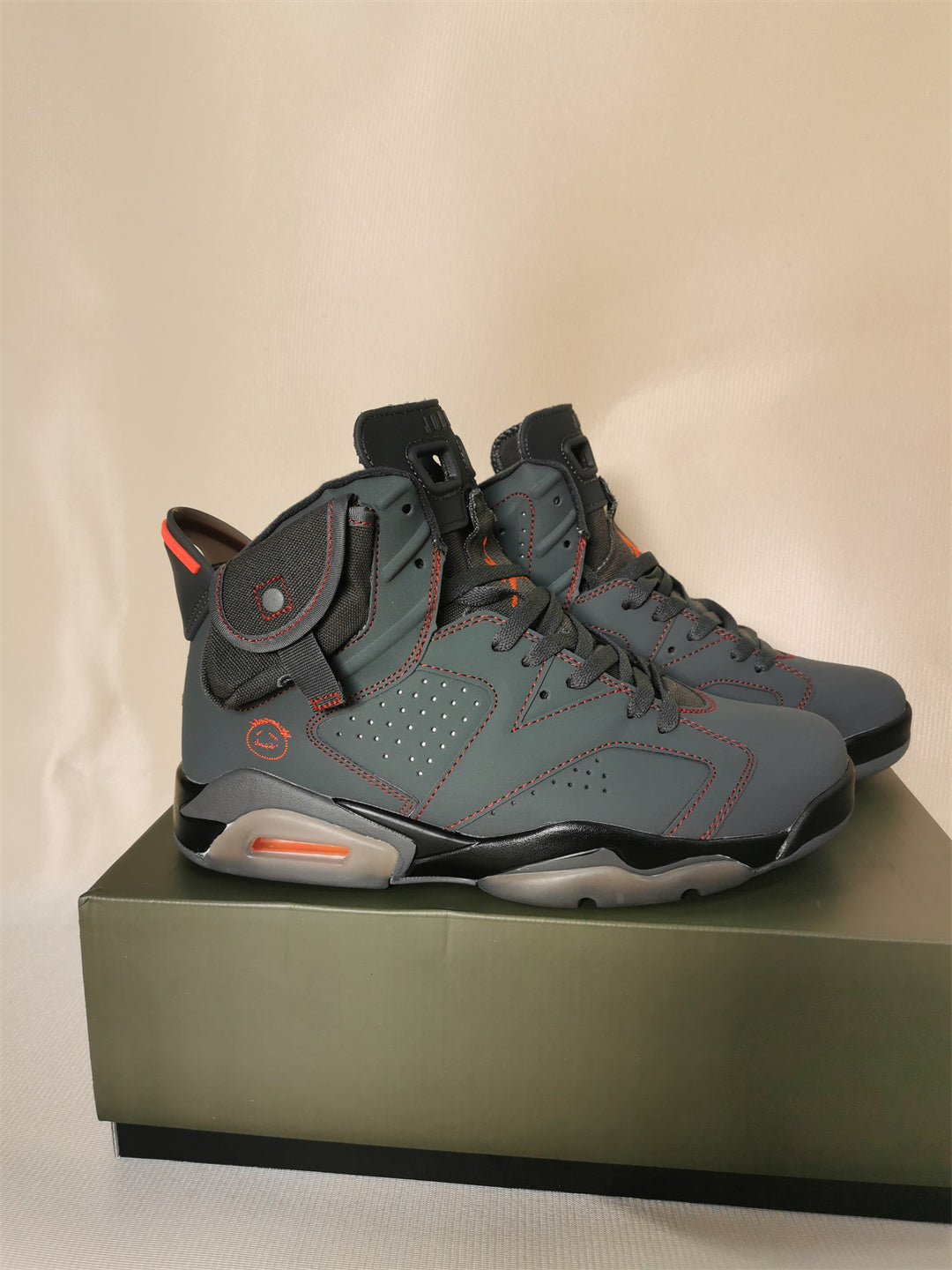 Air Jordan 6 Retro Grey Pocket Ed