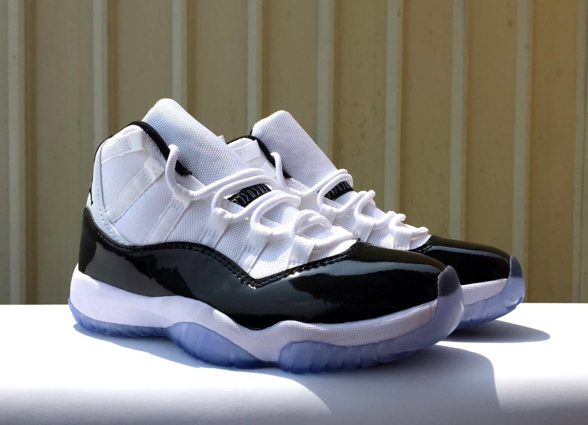 Air Jordan 11 Retro "Concord" 45