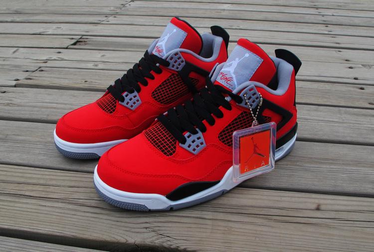 Air Jordan 4 Retro "Red Bulls"