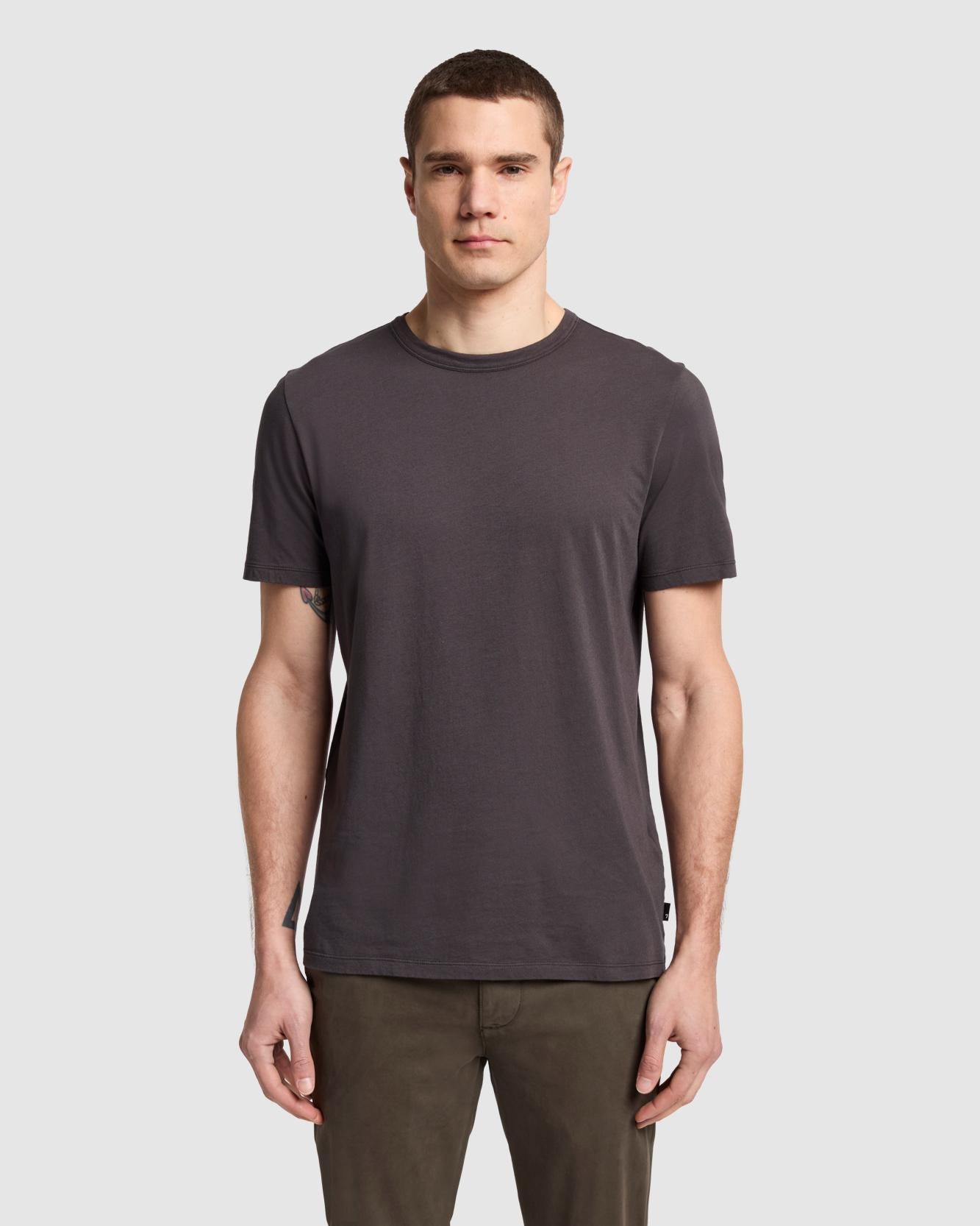 Featherweight Tee in Dark Grey