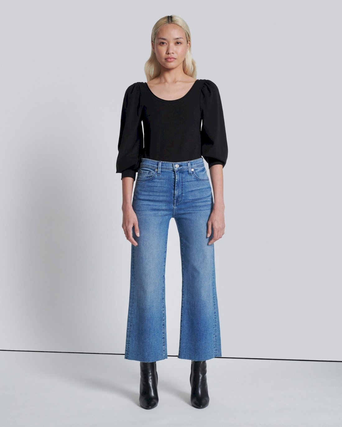 Cropped Alexa In Dulce | 7 For All Mankind