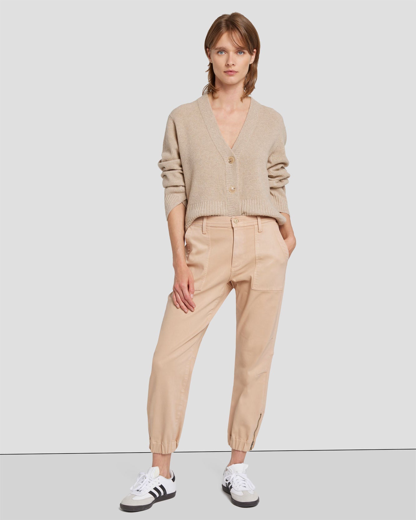 Darted Boyfriend Jogger in Coated Camel | 7 For All Mankind