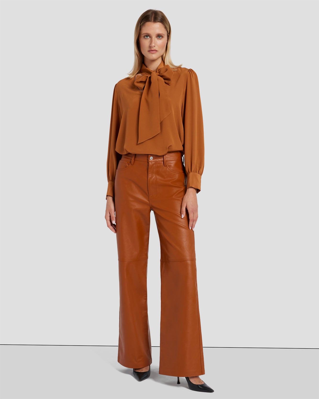 Faux Leather Kate Modern Straight in Ginger | 7 For All Mankind