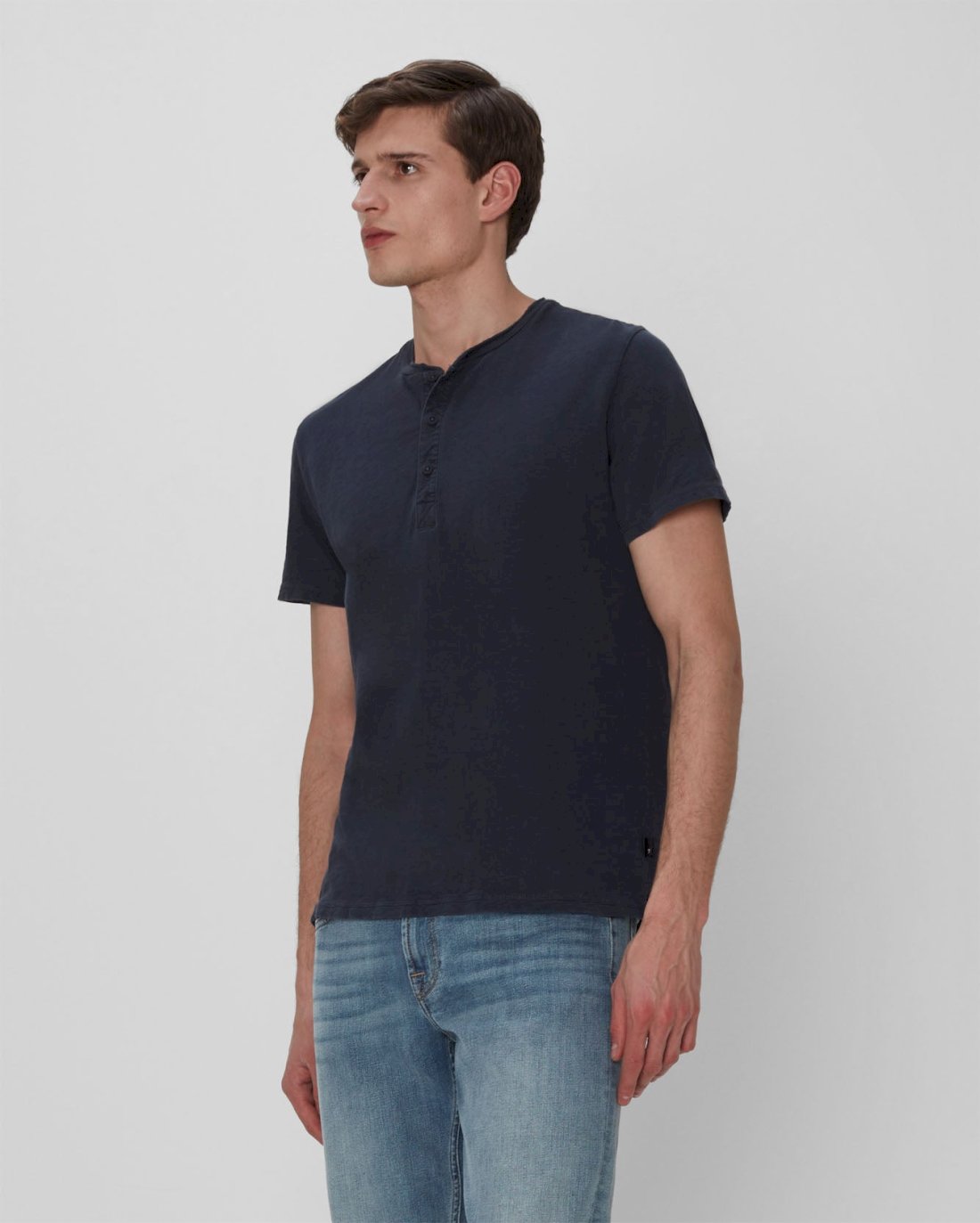 short sleeve henley in navy