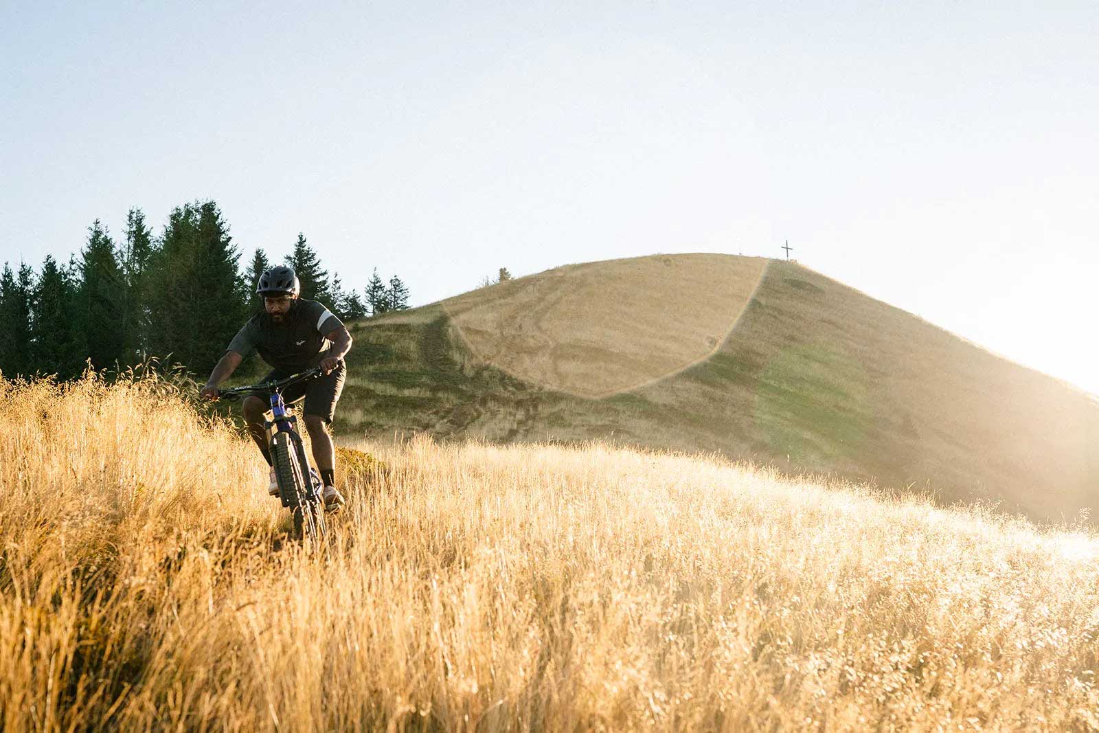 Eliot Jackson riding the Santa Cruz Tallboy