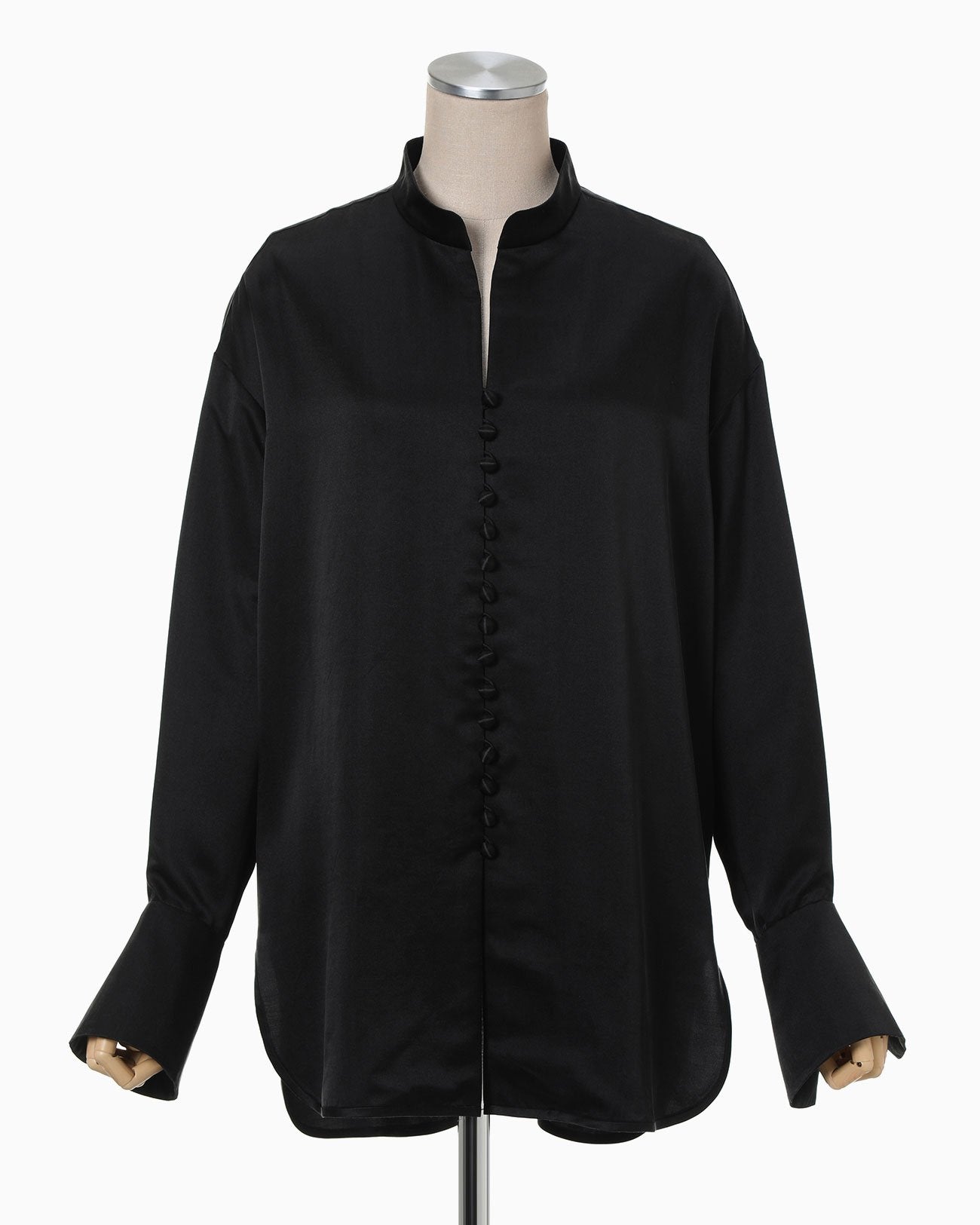 2 Basic Silk Multi-Buttoned Blouse - Mame Kurogouchi