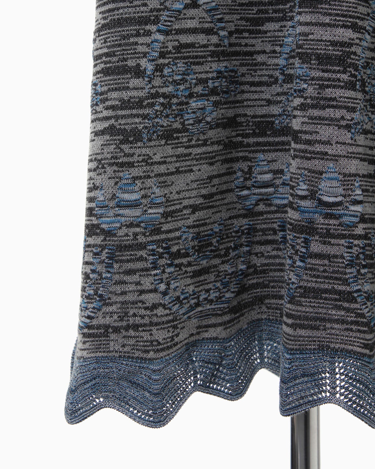 Ｍｕｌｔｉ－Ｐａｔｔｅｒｎ Ｓｌｅｅｖｅｌｅｓｓ Ｋｎｉｔｔｅｄ