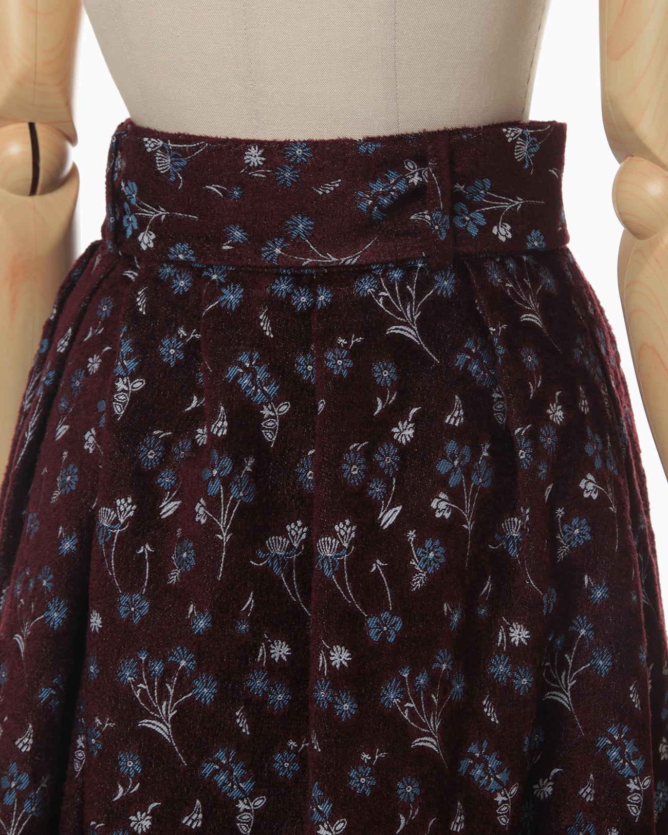 即納！最大半額！ Mame FloralJacquardFlaredSkirt ひざ丈スカート