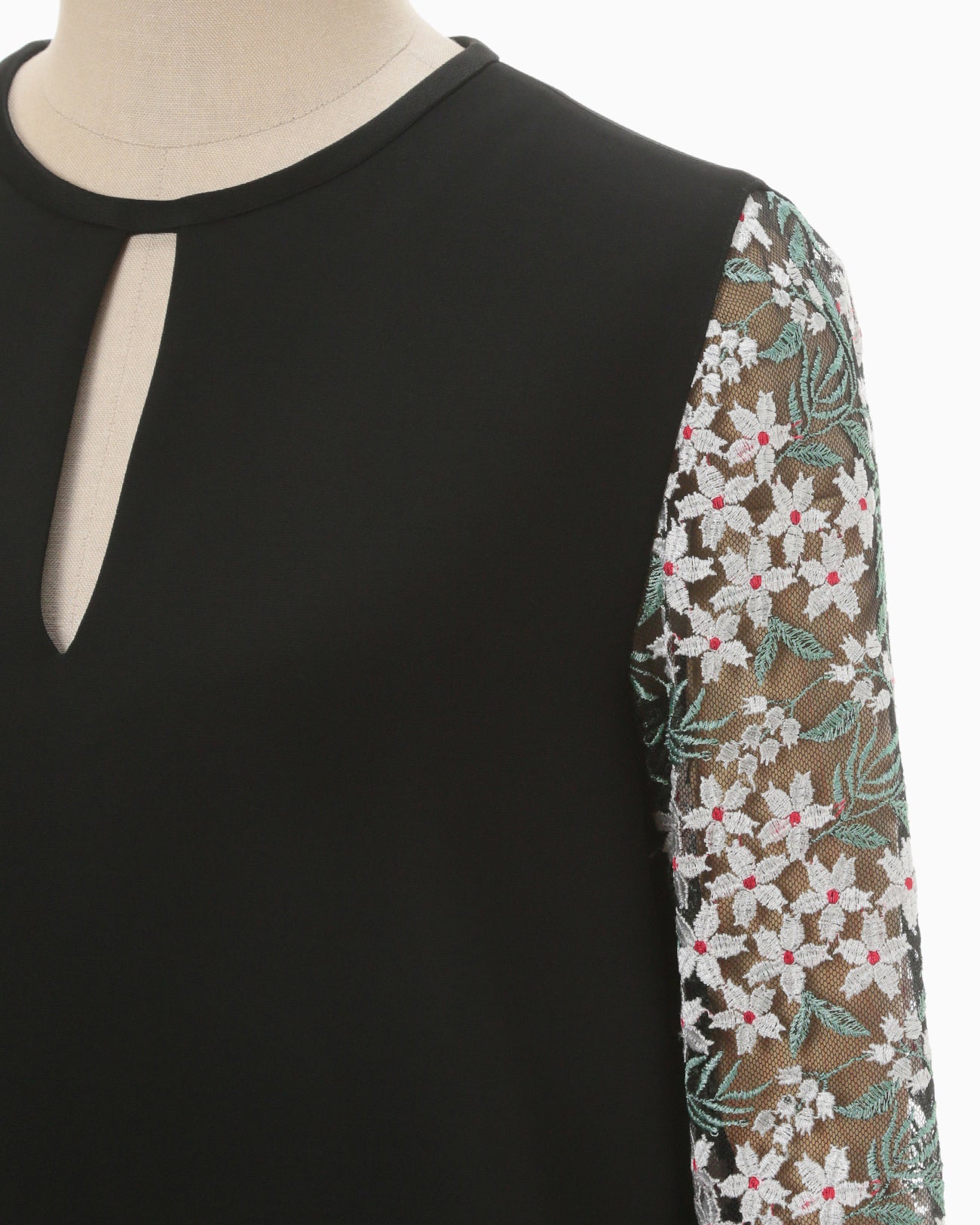mame kurogouchi/Floral Lace Sleeve Dress