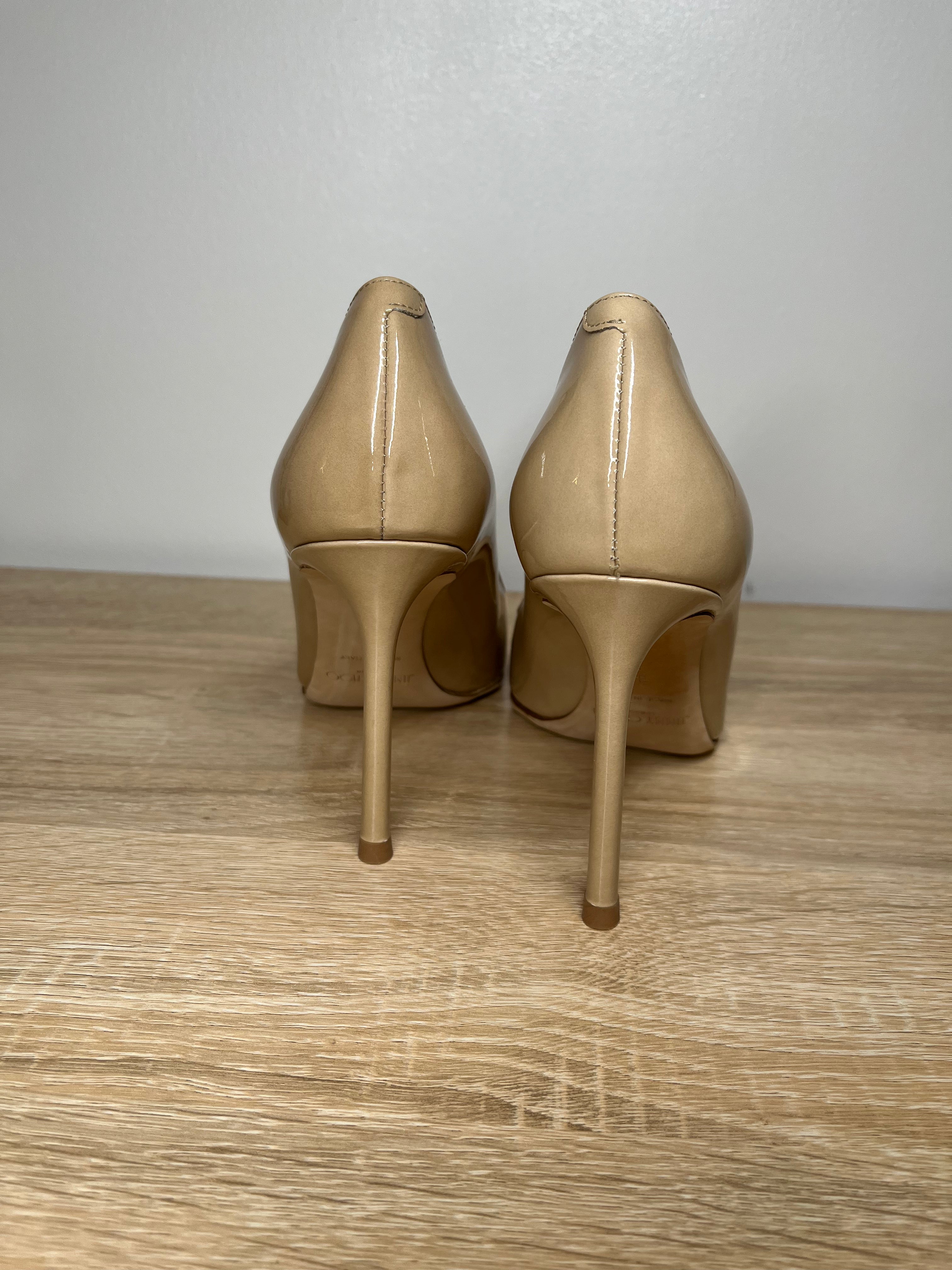 Jimmy Choo Nude Pumps, 37