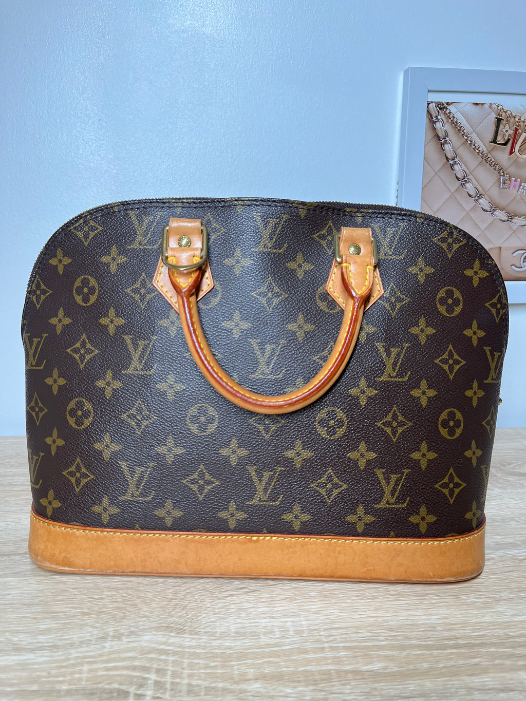 LOUIS VUITTON MONOGRAM CANVAS BOETIE GM M45713 -Can be carried by hand or  across the shoulder -Engrave…