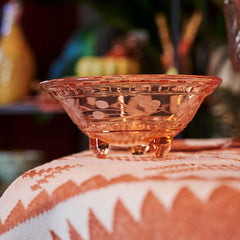 Glass bowl - pink