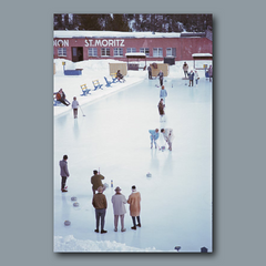 Wandbild Acrylglas Slim Aarons - Curling at St. Moritz