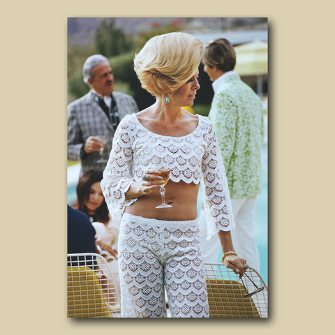 Wandbild Acrylglas Slim Aarons - Helen Dzo Dzo Kaptur