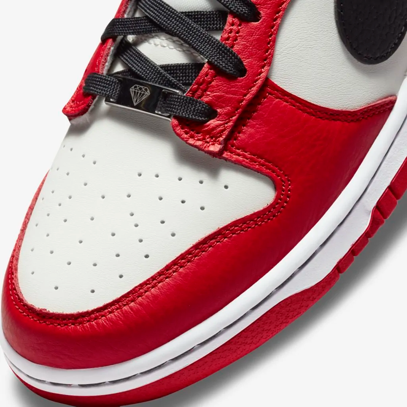 nike dunk low retro 75th anniversary