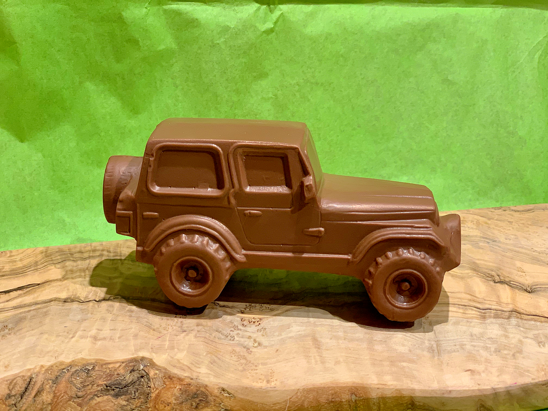 Chocolate Jeep Wrangler 3D – Sweet Expressions