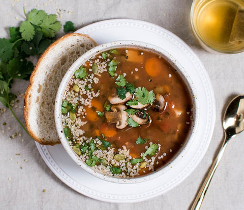 garden vegetable quinoa soup