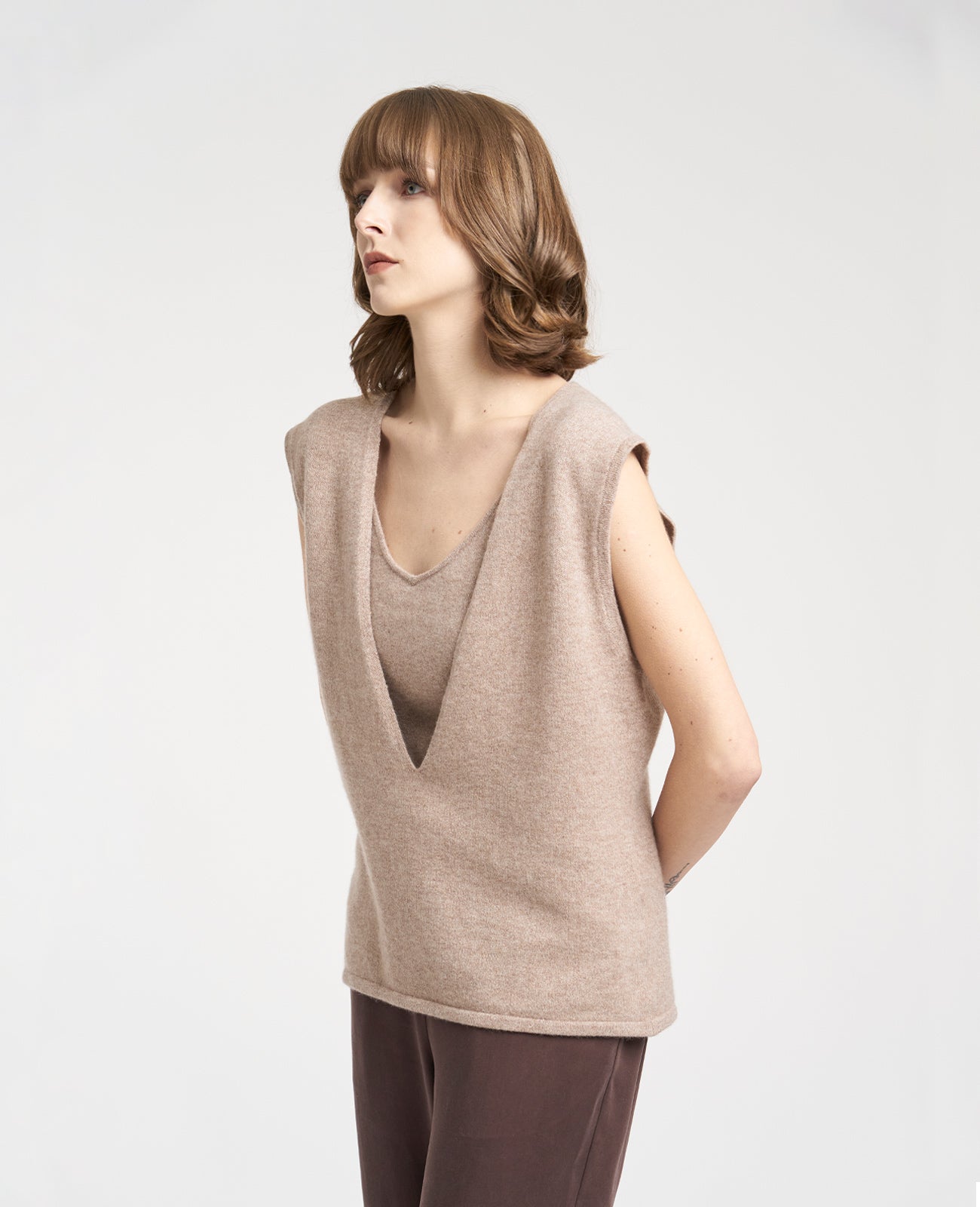 CASHMERE LOOSE VEST - Avant - 100% Mongolian fine Cashmere