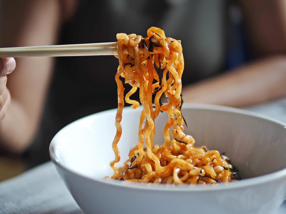 Garlic chili oil noodles