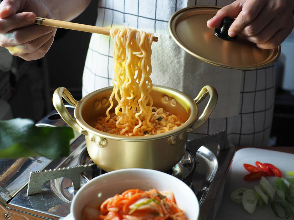 Shin Ramen making at home