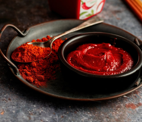 Spicy Asian powder and sauce