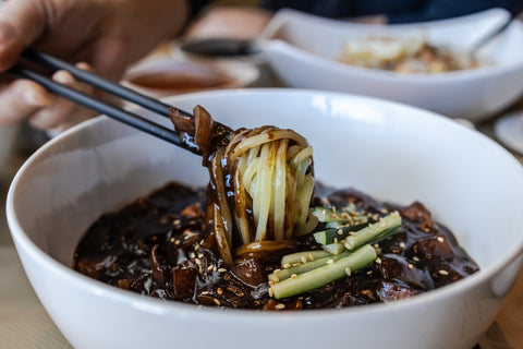 Eating jajangmyeon