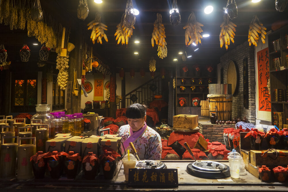 Shaoxing wine seller in Shanghai