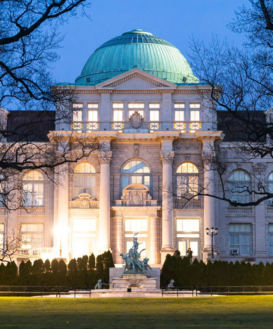 NYBG's LuEsther T. Mertz Library, building front in the evening