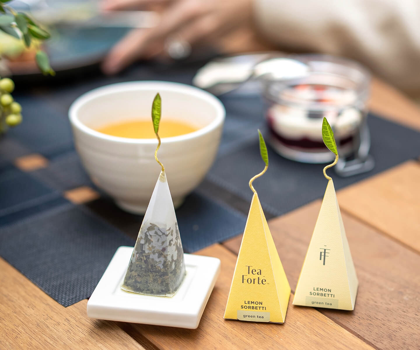 Tea Forté pyramid infuser, Tea Tray and Café Cup
