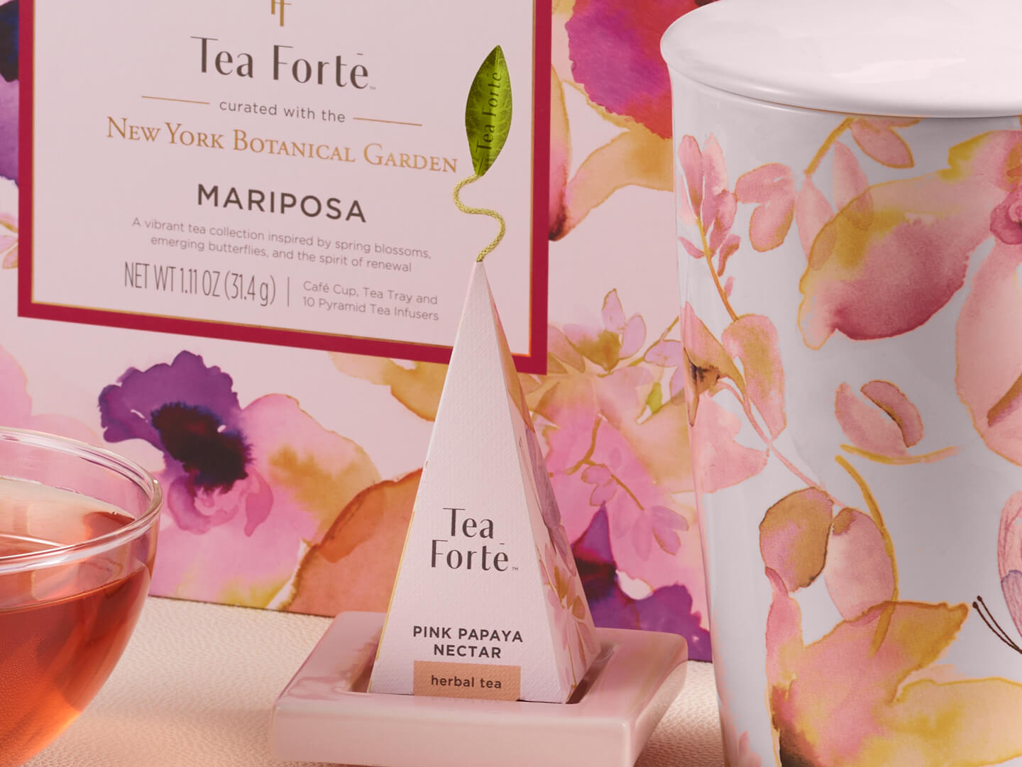 Pink Papaya Nectar pyramid tea infuser with a Mariposa Kati Cup and Gift Set.