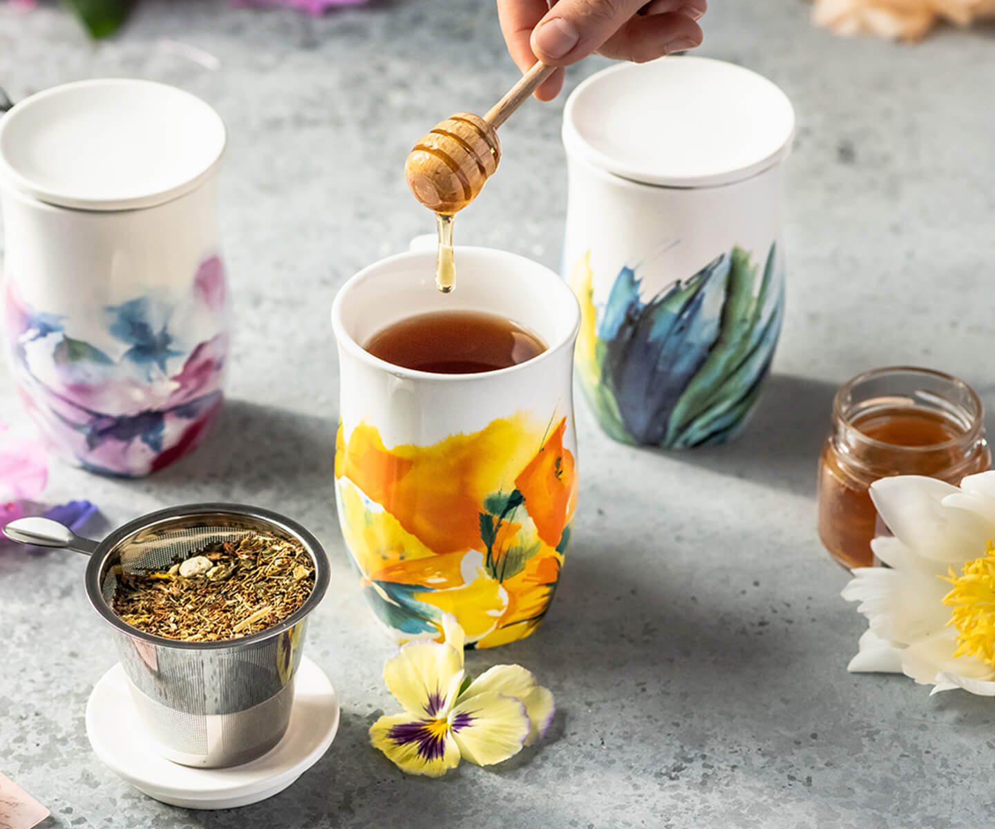 Fiore Steeping Cups and honey