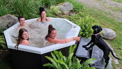 Your own Spa at home: Portable or deflatable hot tub