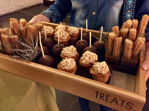 Small and Handheld treats for your Wedding Dessert Table