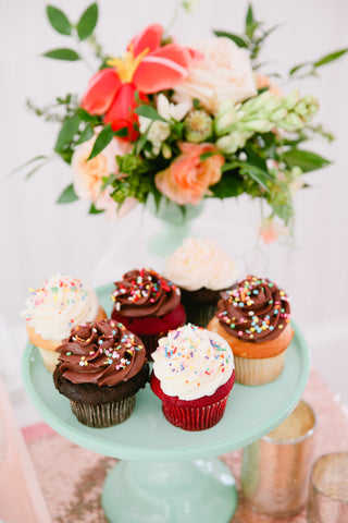 Cupcakes are a perfect wedding cake alternative