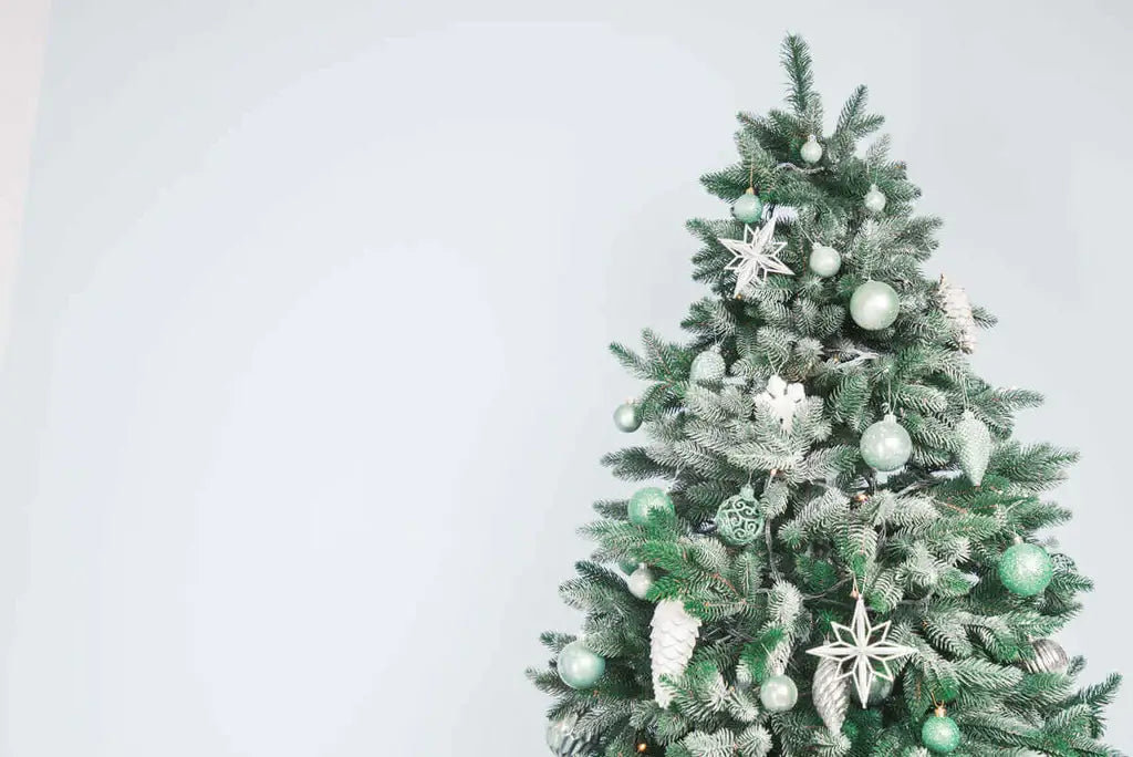 Christmas Tree Themes to Tell a Story