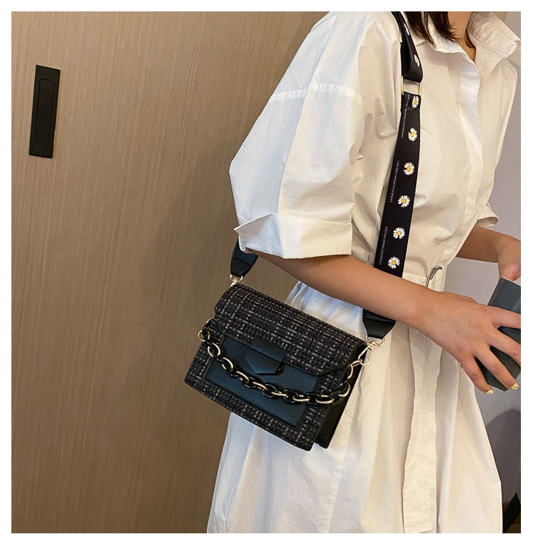 Wide Strap Luxury Shoulder Bag – Aesthetic® B&A