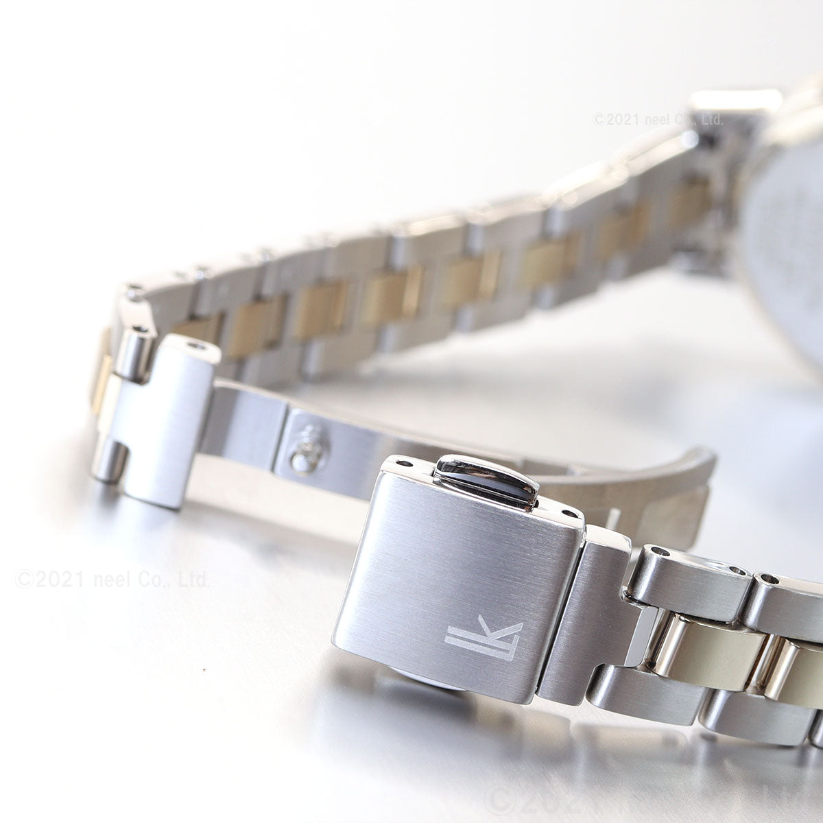 セイコー ルキア SSVV076 スタンダードコレクション ティアドロップ レディース 腕時計 ソーラー電波 ホワイトダイヤル SEIKO LUKIA