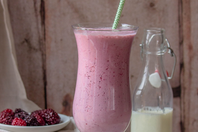 Delicious Berry Goat Milk Smoothie | Ulula