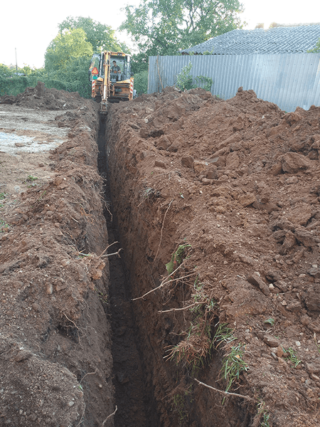 Main sewer pipe trench 04